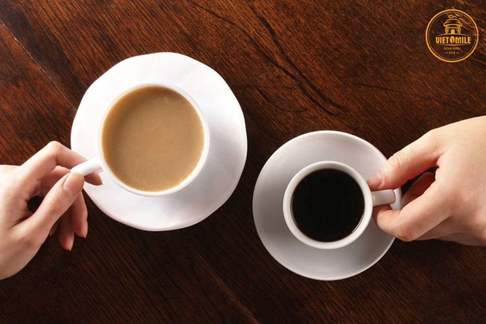 Uống cà phê đen hay cà phê sữa sẽ tốt hơn?